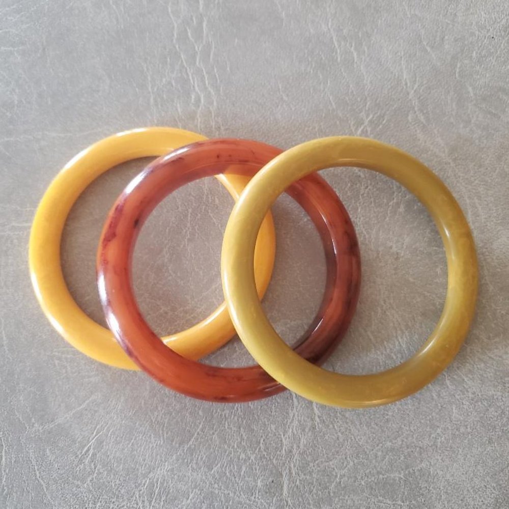 Trio Bakelite Bangles Bracelets Vintage